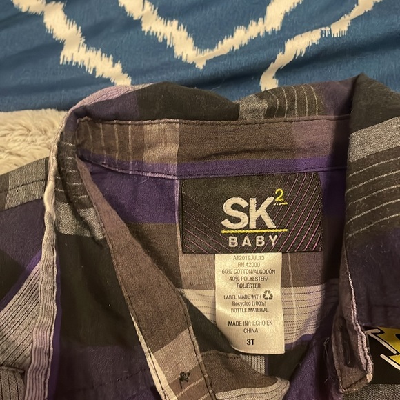 3T shirt - Picture 2 of 2